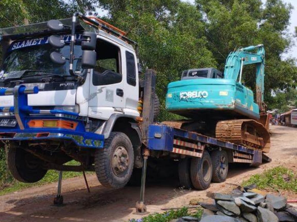 8. Harga Sewa Excavator - Jasa Beton ReadyMix